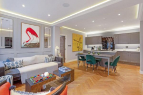 Modern Kensington Flat 3 Bedrooms and 3 Bathrooms